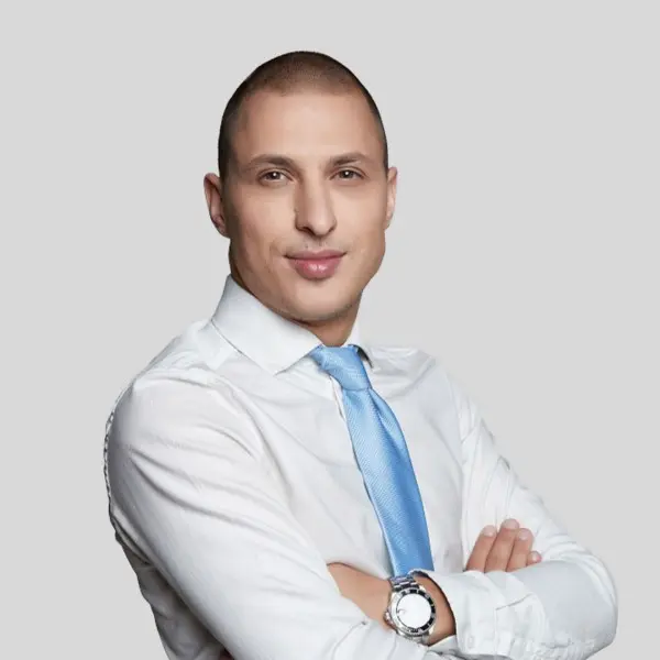 Антонио Банов